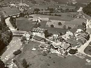 Oey mit der einstigen Holzbrücke nach Latterbach